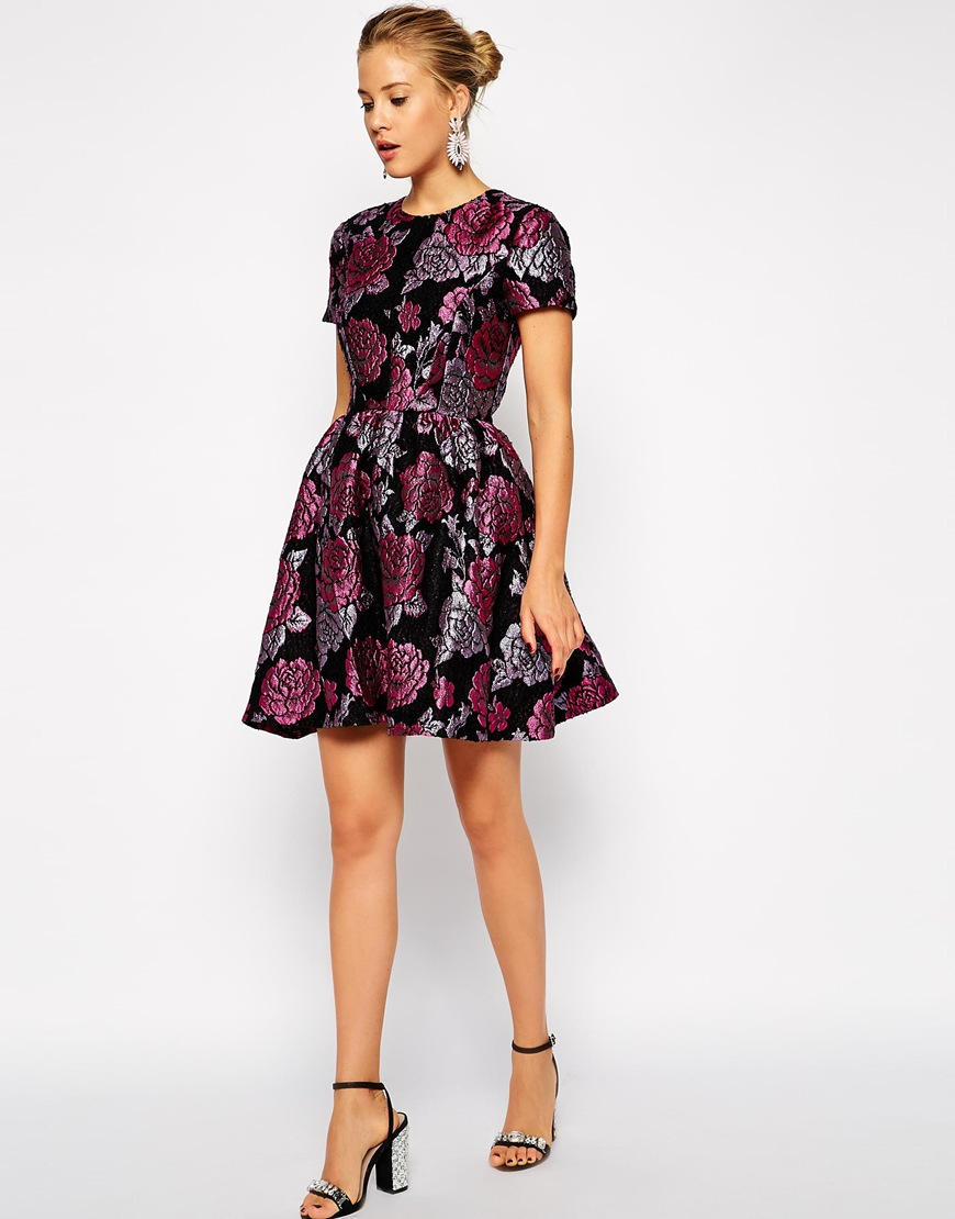 Red and black floral jacquard skater dress Red and black floral jacquard skater dress