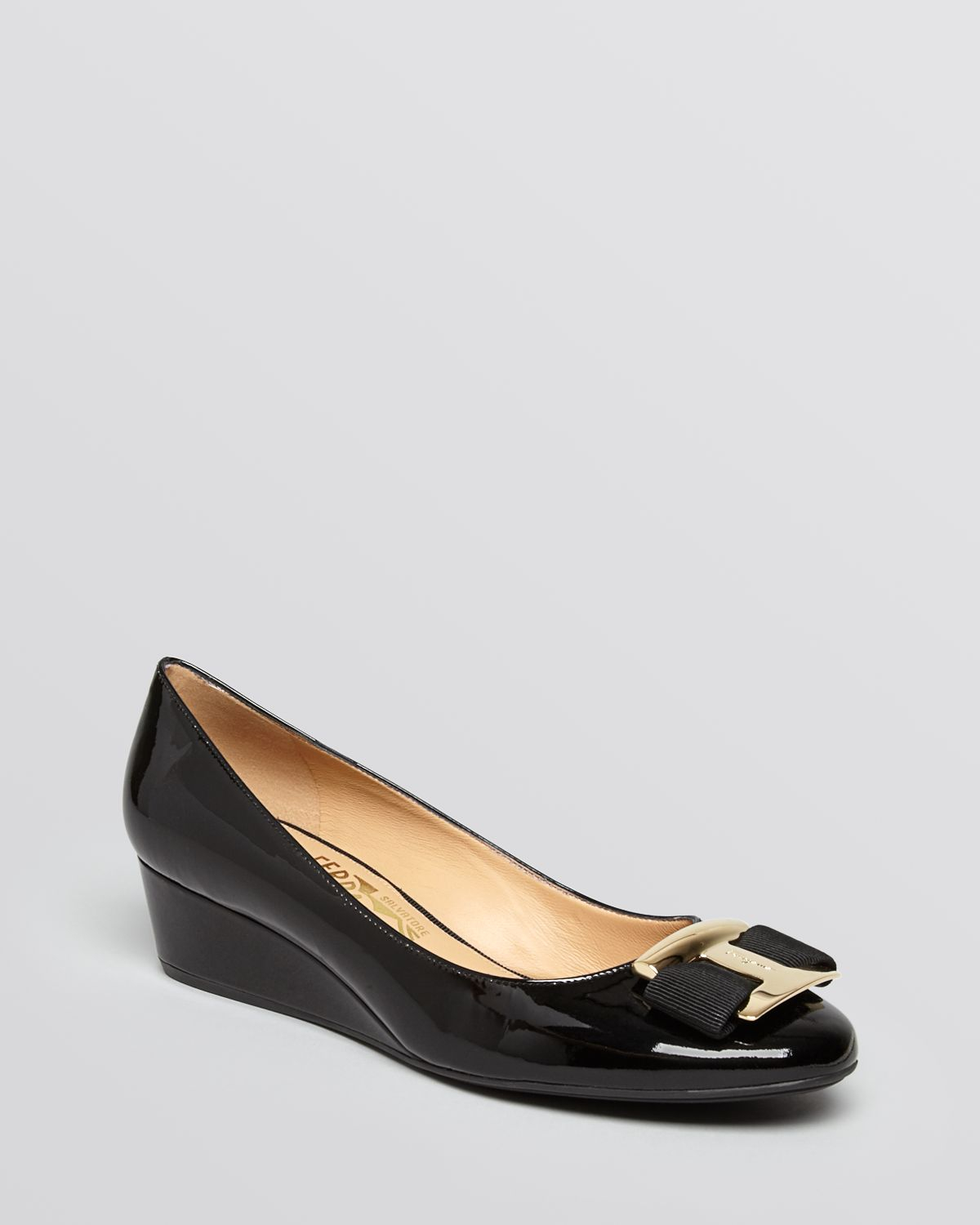 Ferragamo wedge pump Clearance