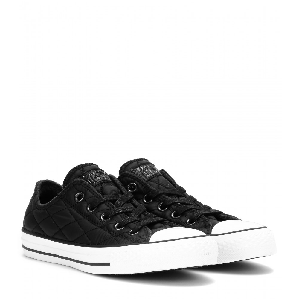 black quilted converse