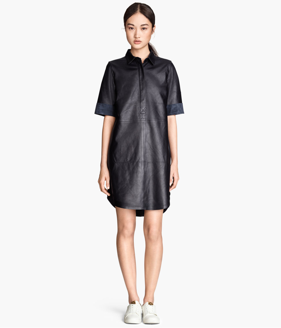 Accessibility links Welcome to H&M. Select your region to enter our site.