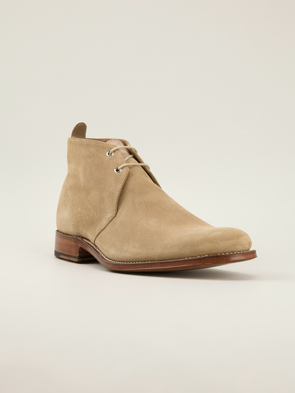 beige chukka boots