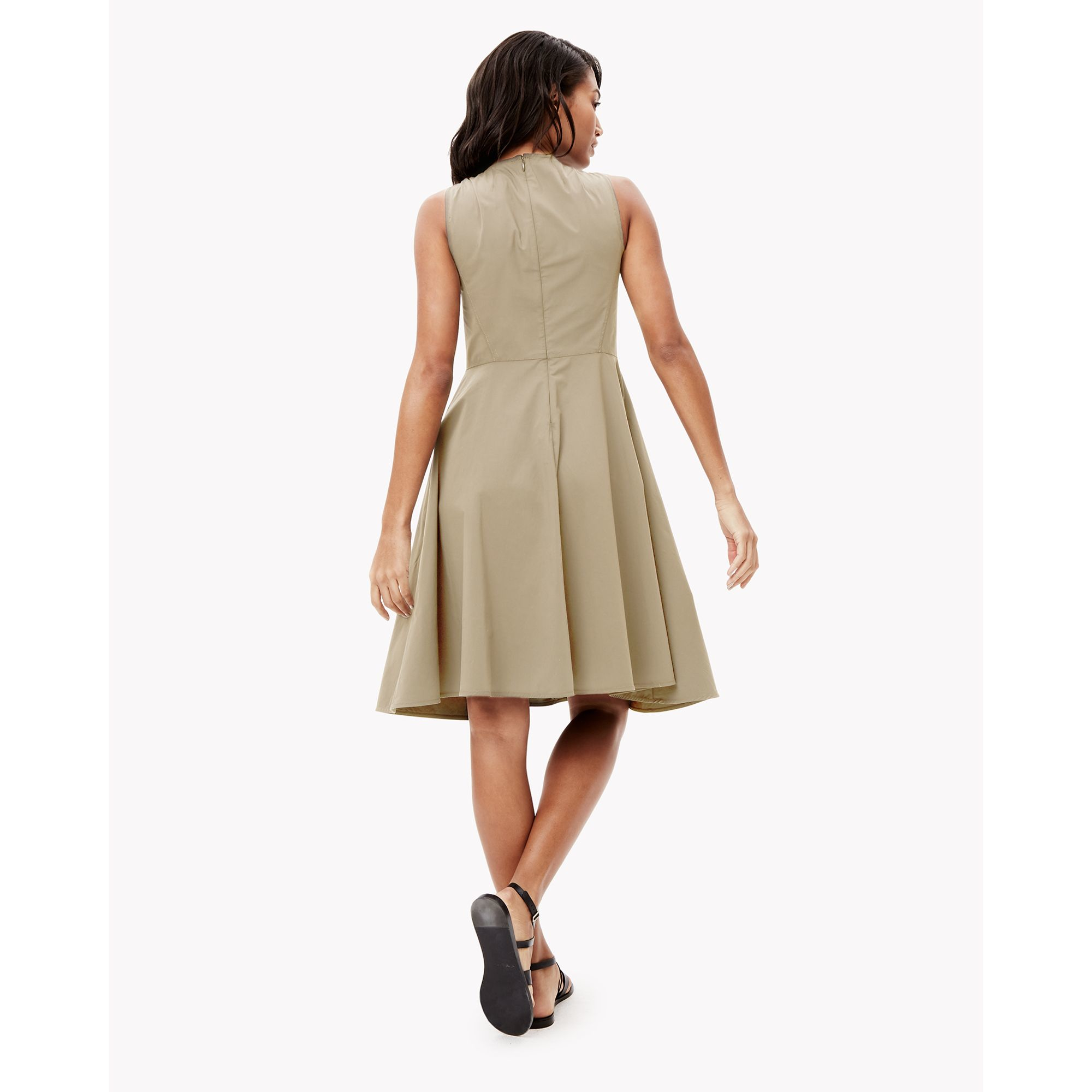 Lyst Theory Cotton Poplin Pleated Dress in Gray