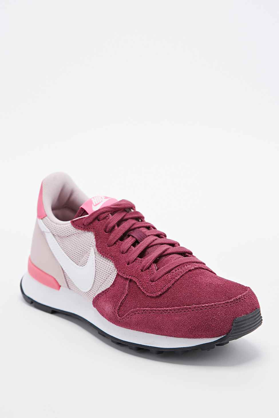 nike burgundy internationalist trainers