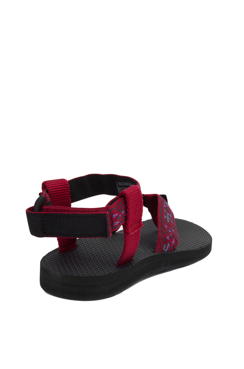 teva lizard sandals