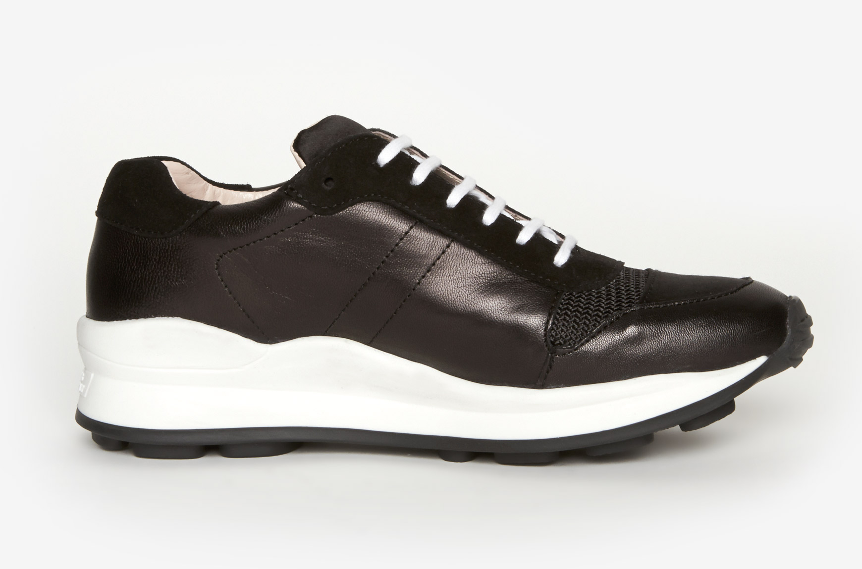 oc tennis shoes