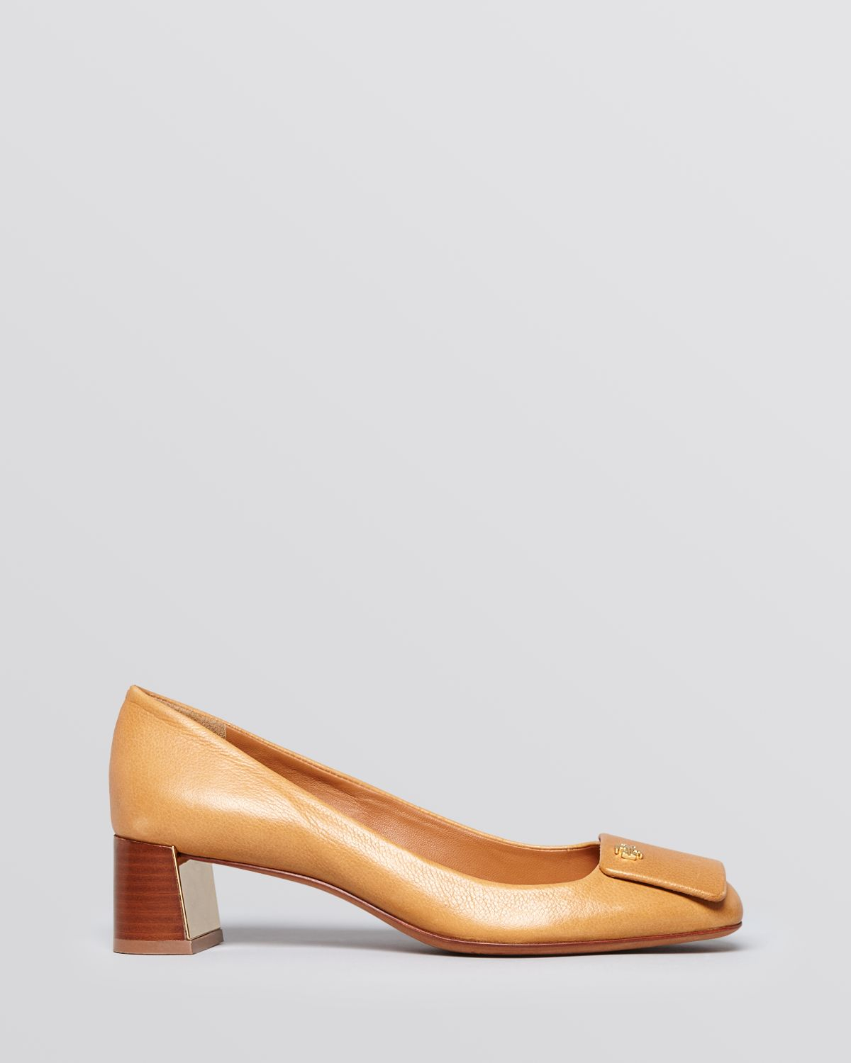 brown pumps block heel
