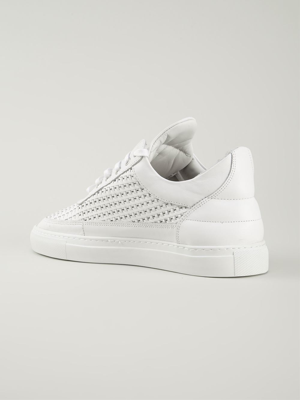 mens mid top trainers