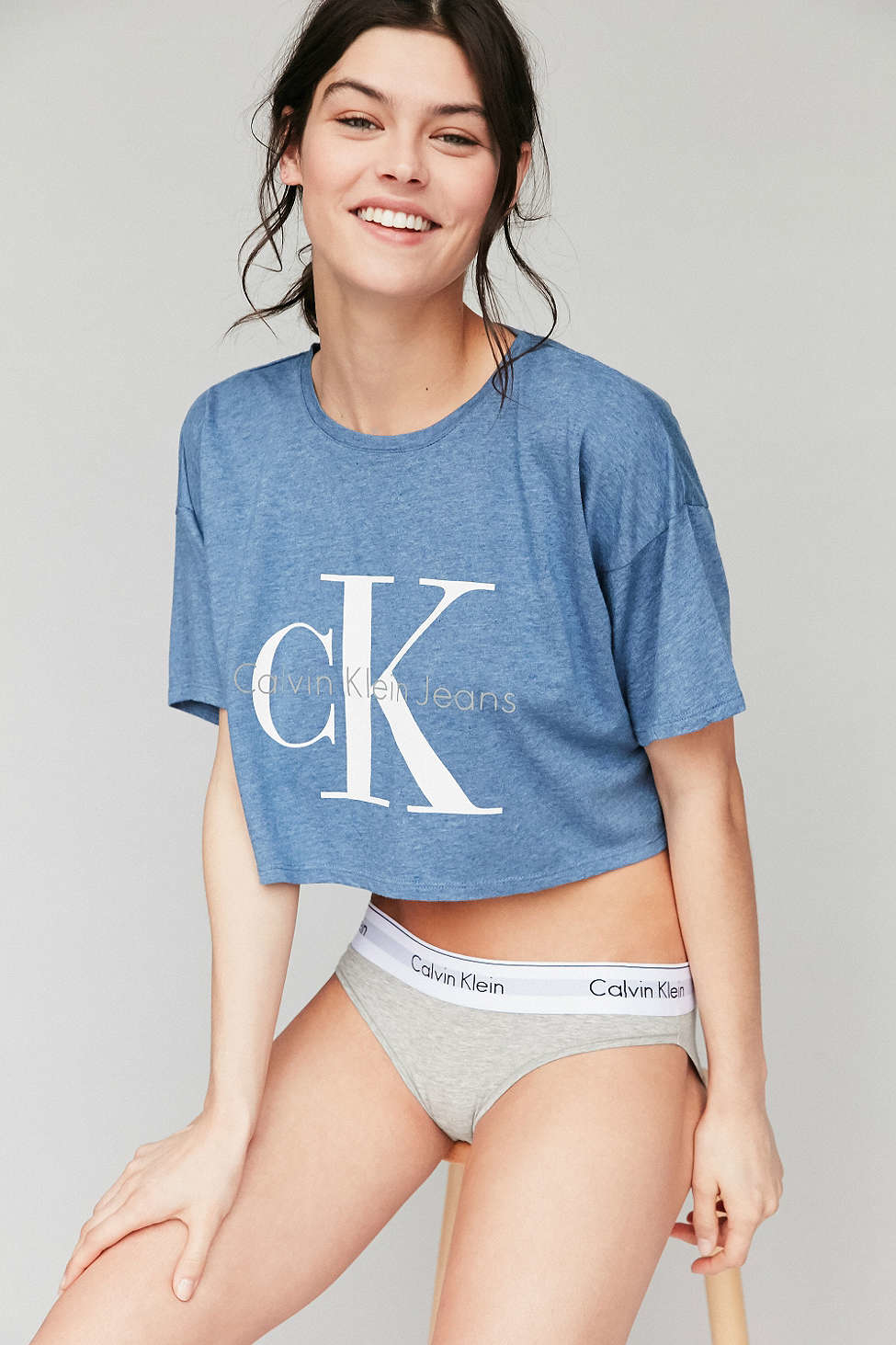 calvin klein cropped t shirt