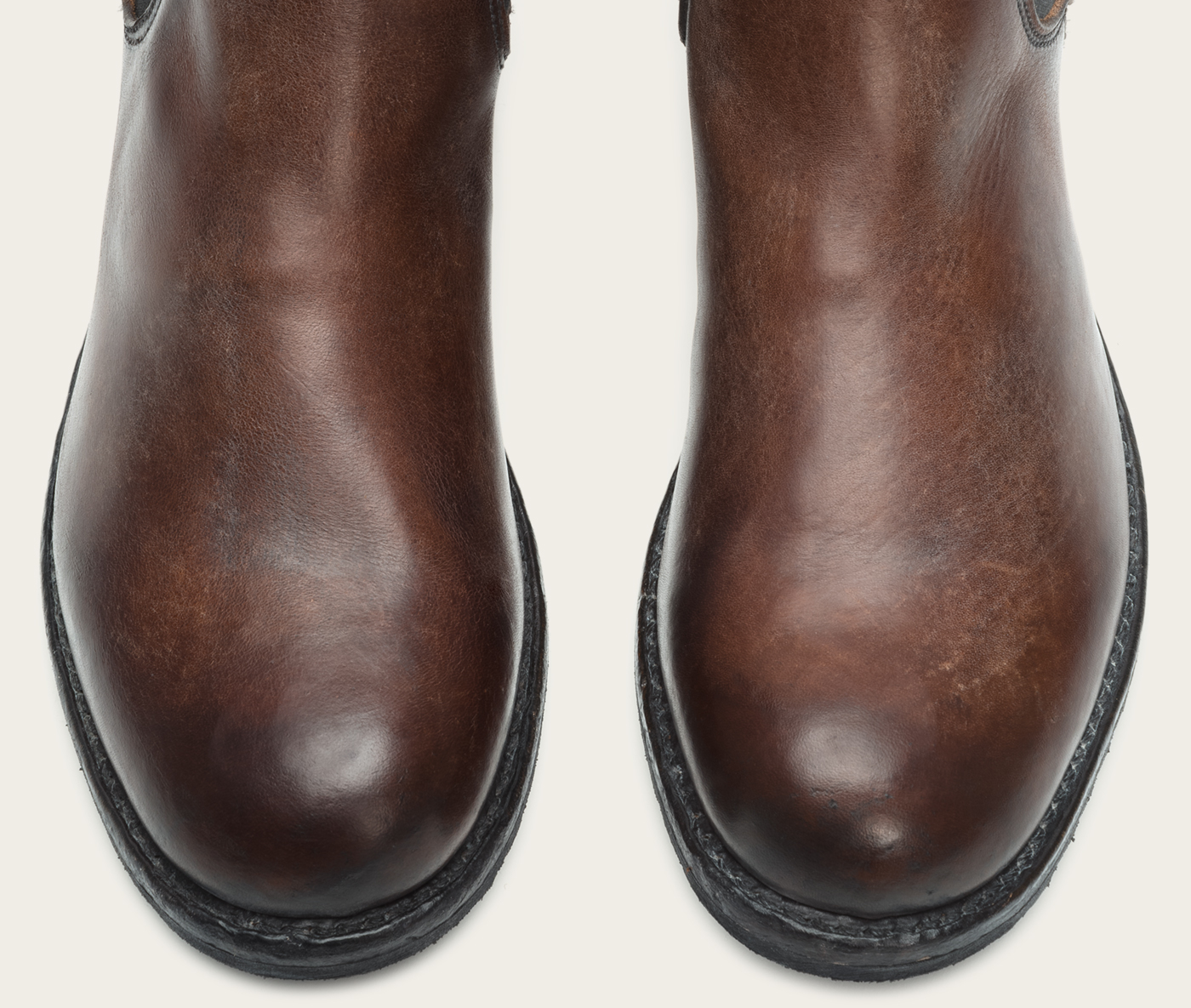 frye logan chelsea