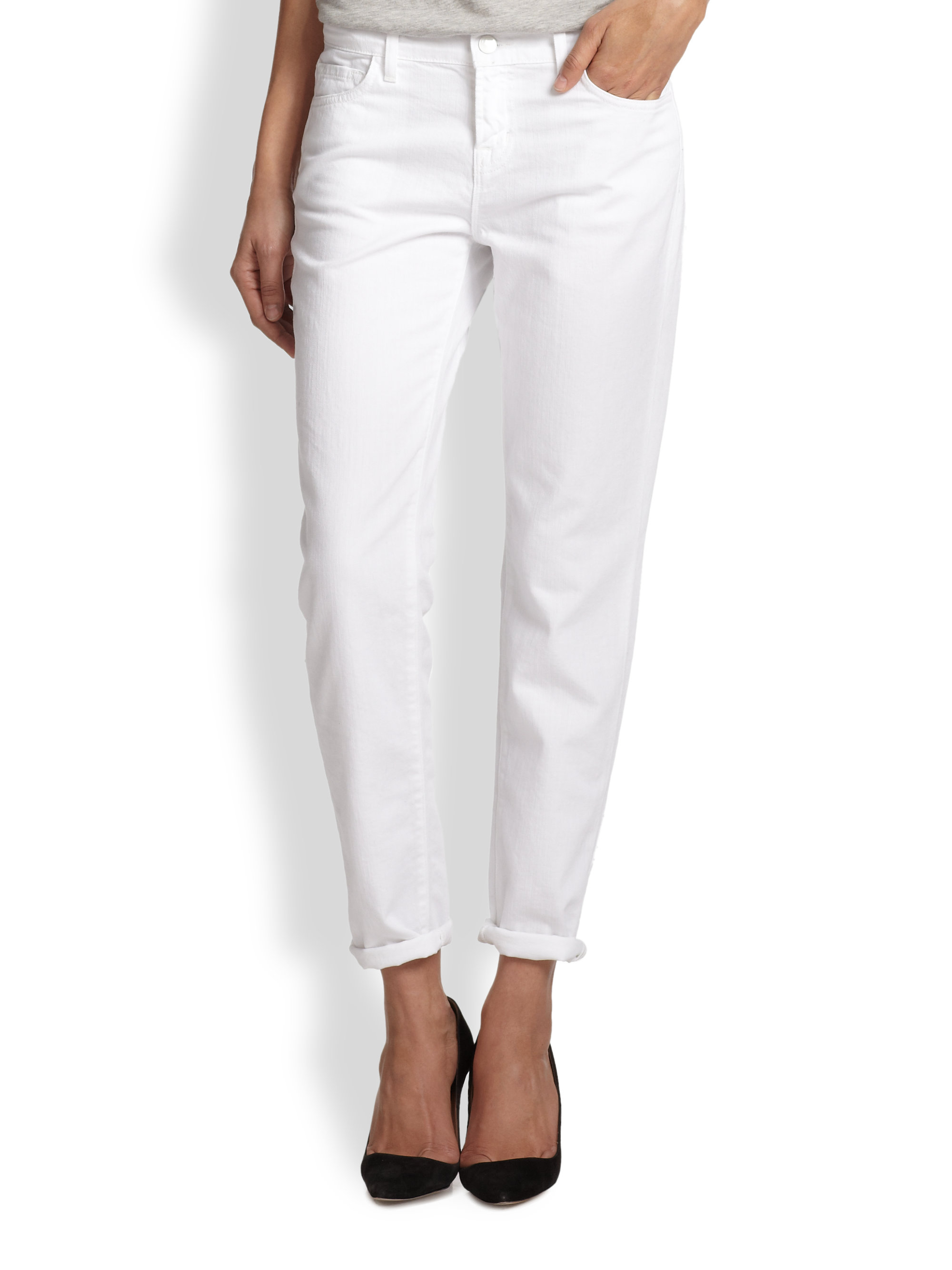 white boyfriend pants