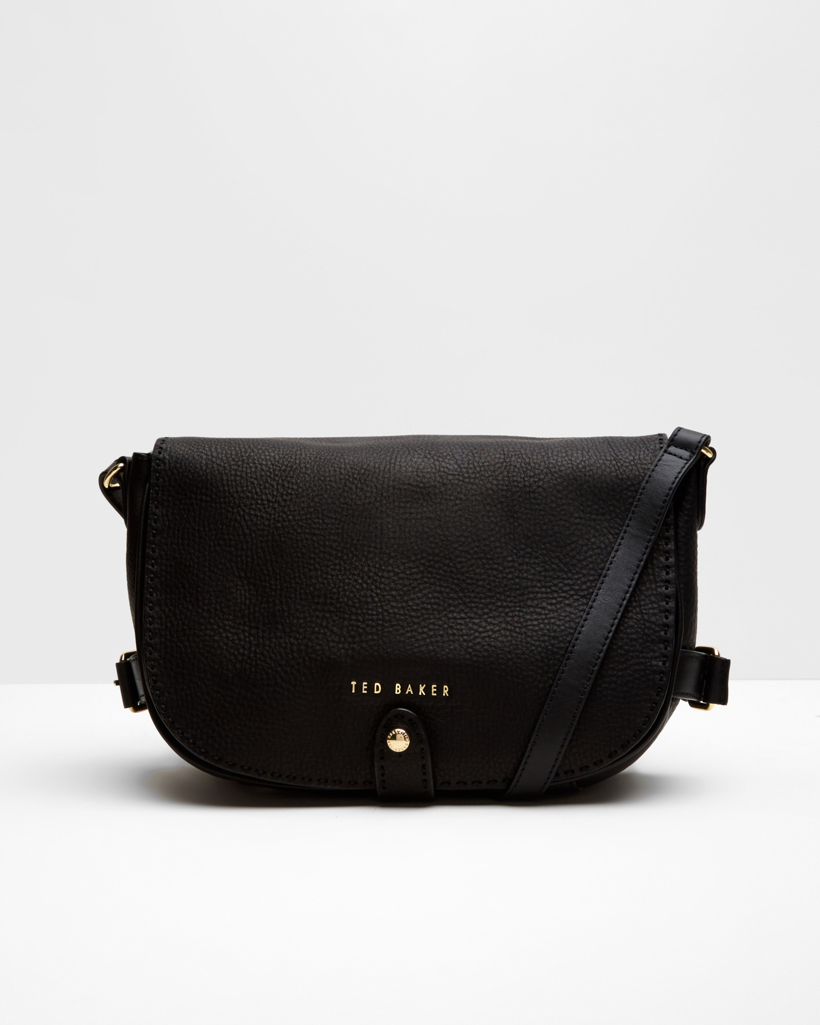 red patent leather louis vuitton purse