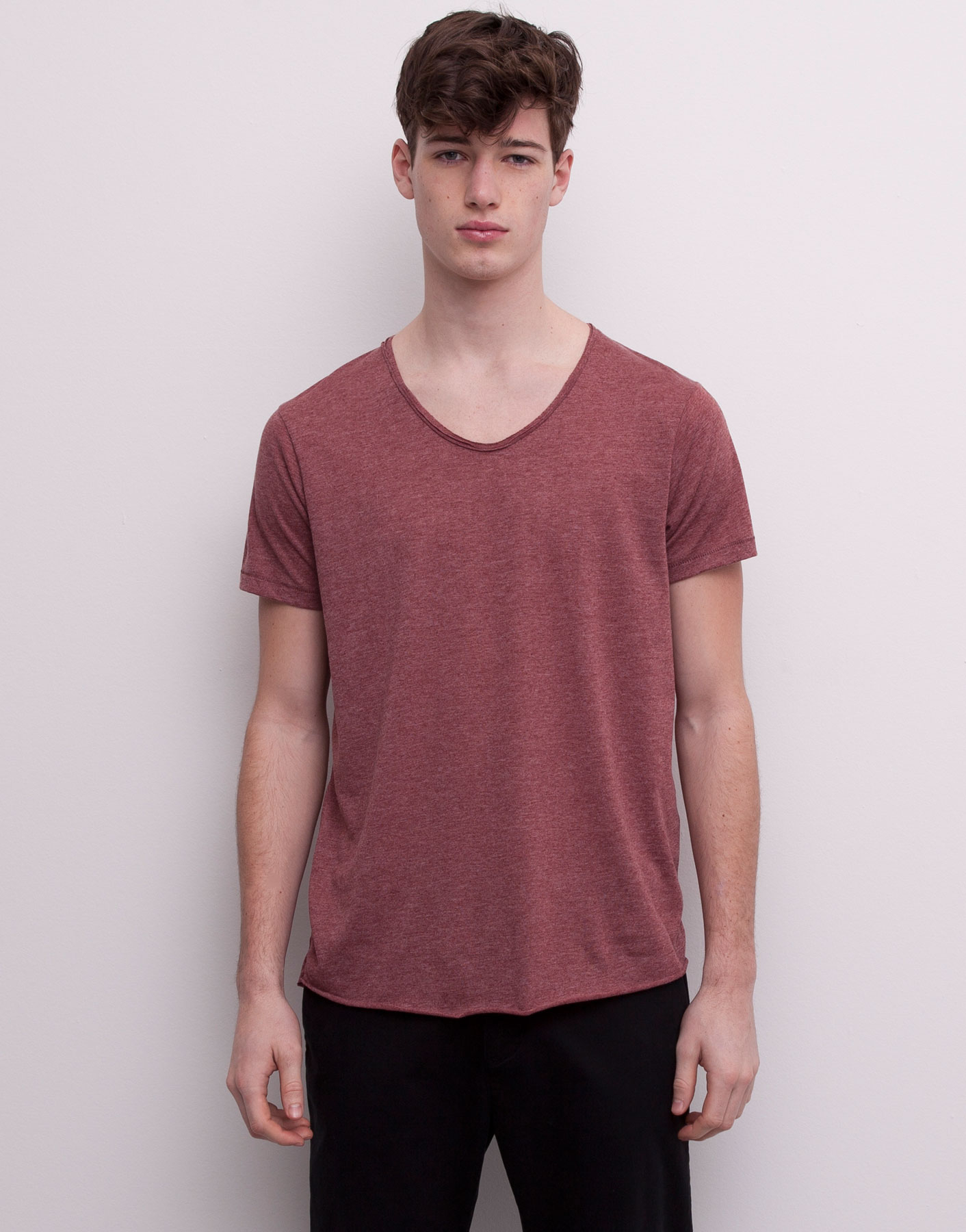 Pull and bear v neck t shirt auction