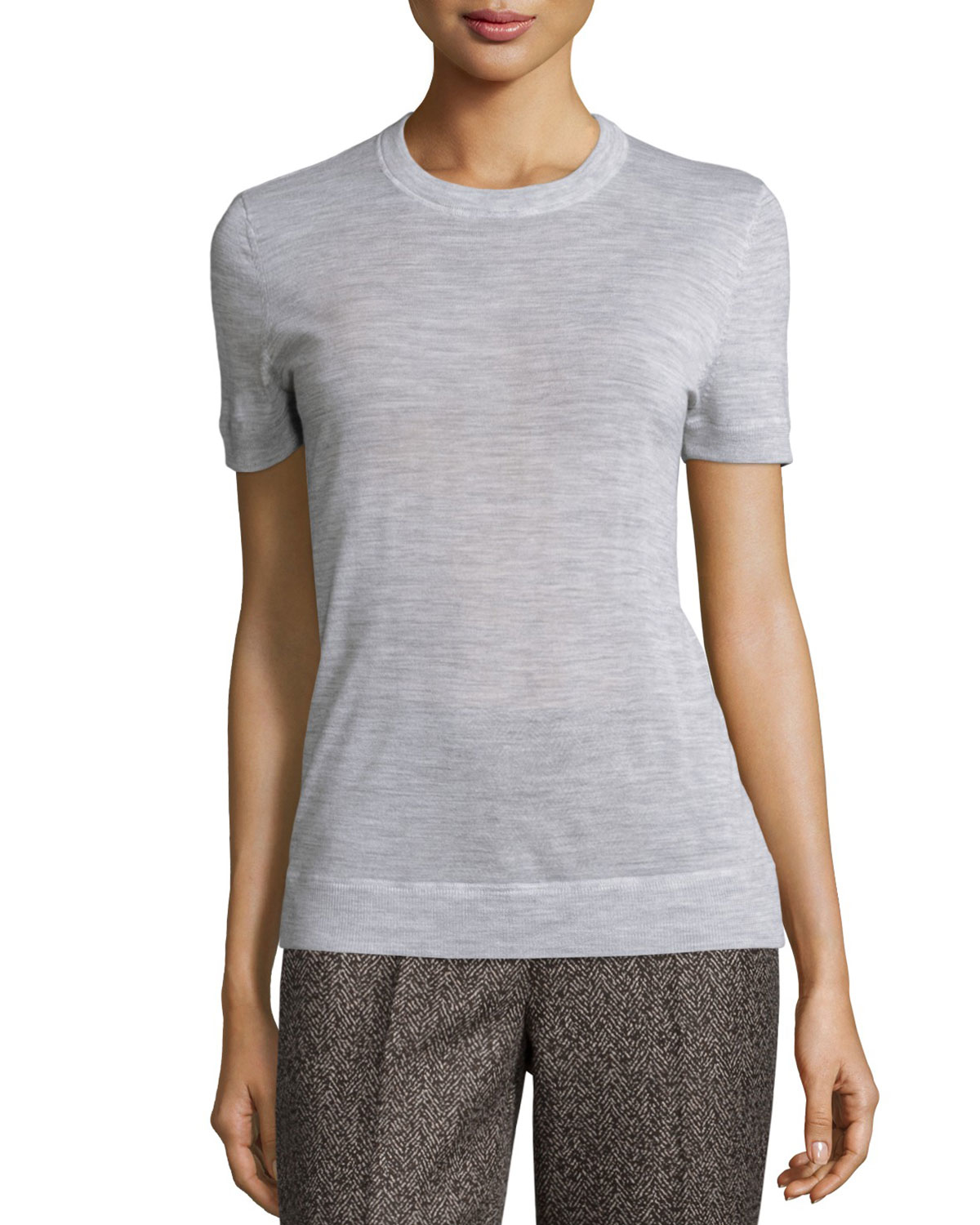 harga crewneck uniqlo ori