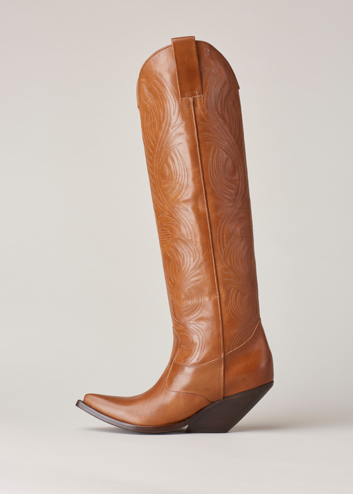vetements cowboy boots