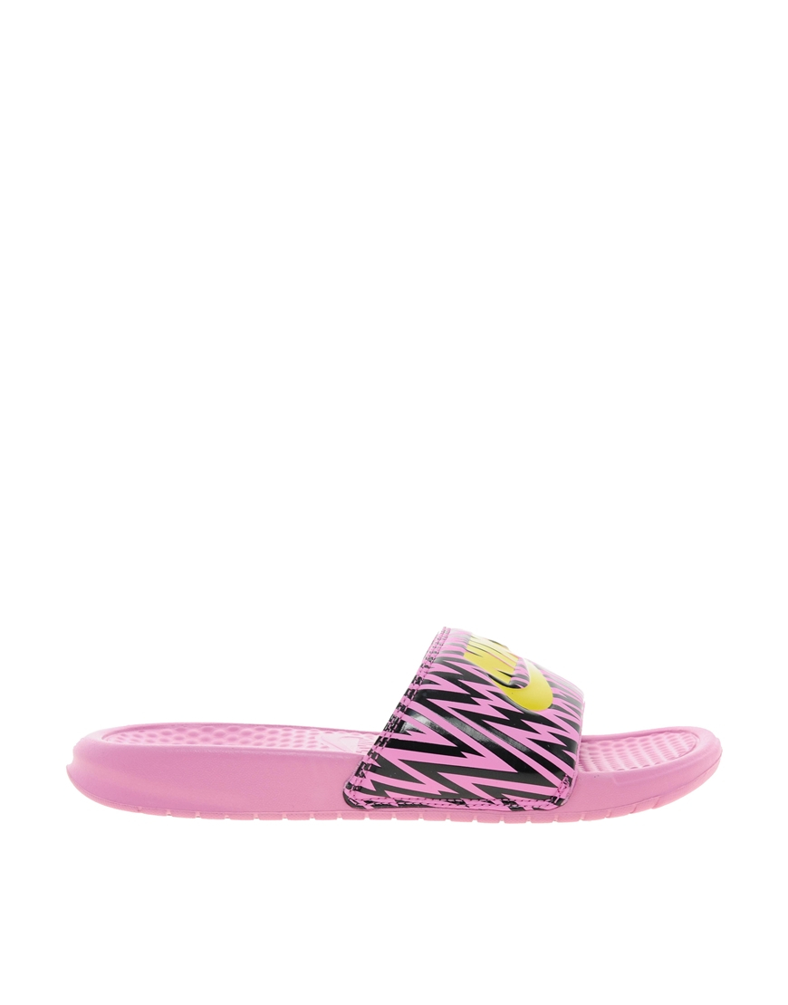 nike pink sliders