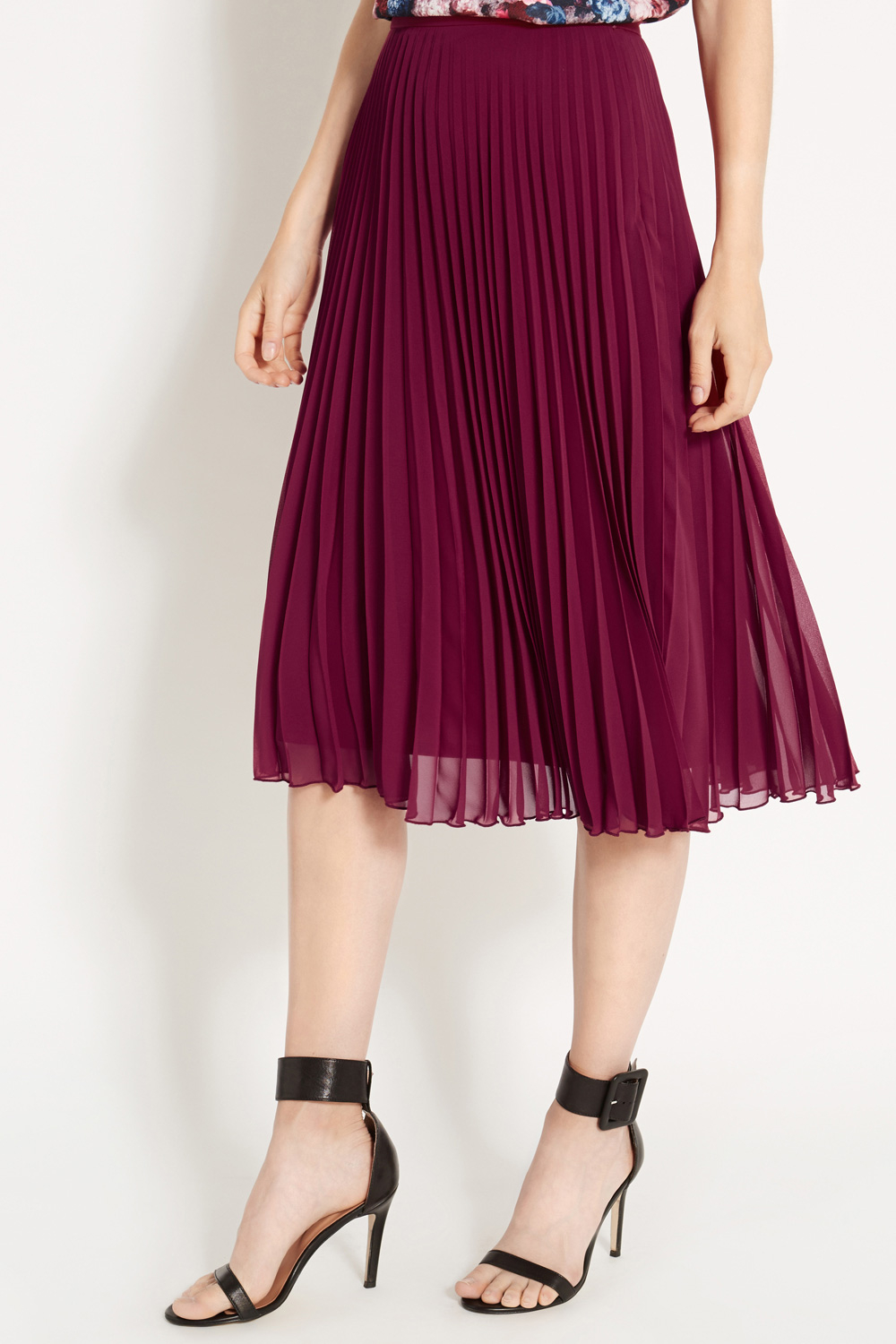 long sleeve pleated skirt dress