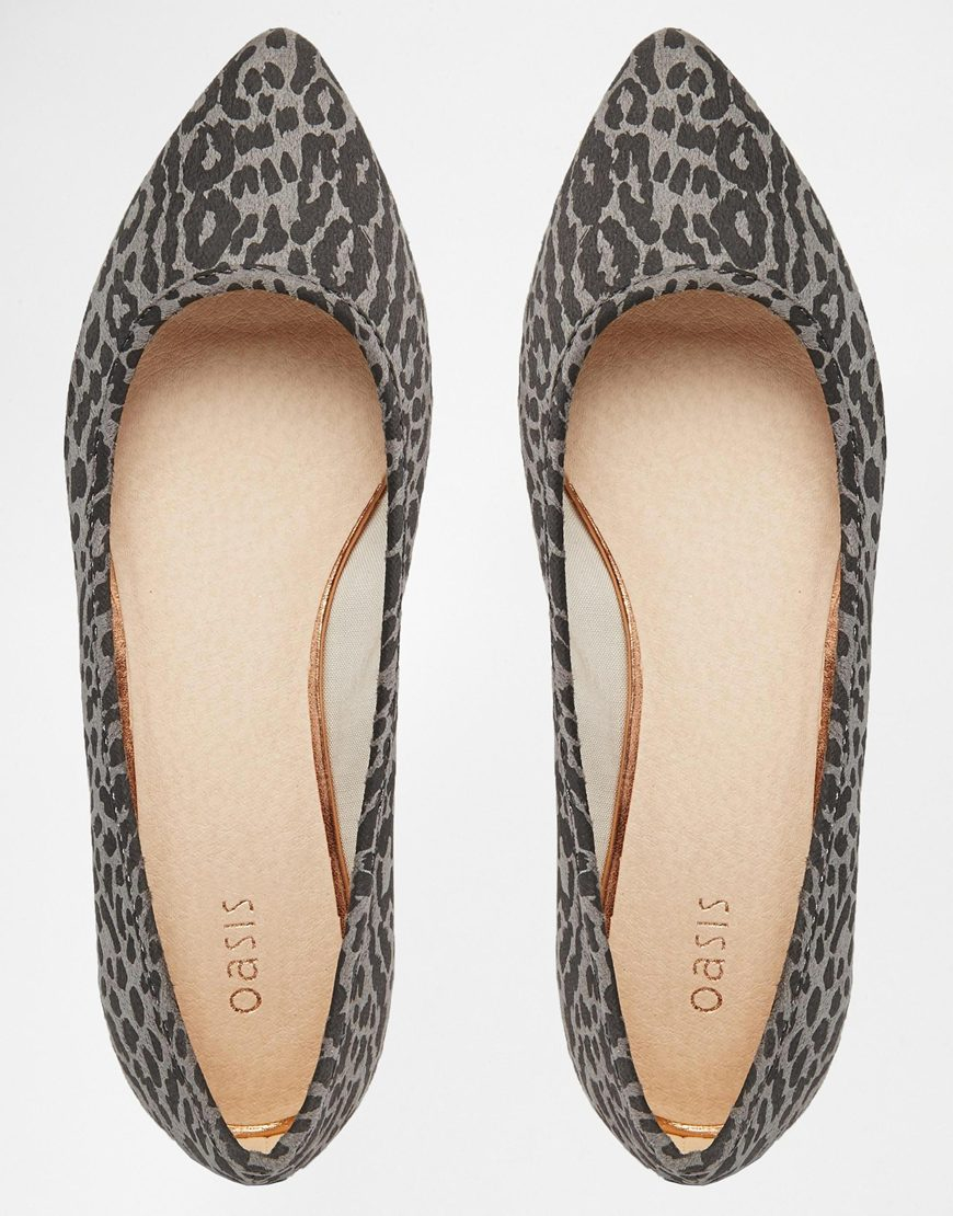 grey and black leopard print shoes