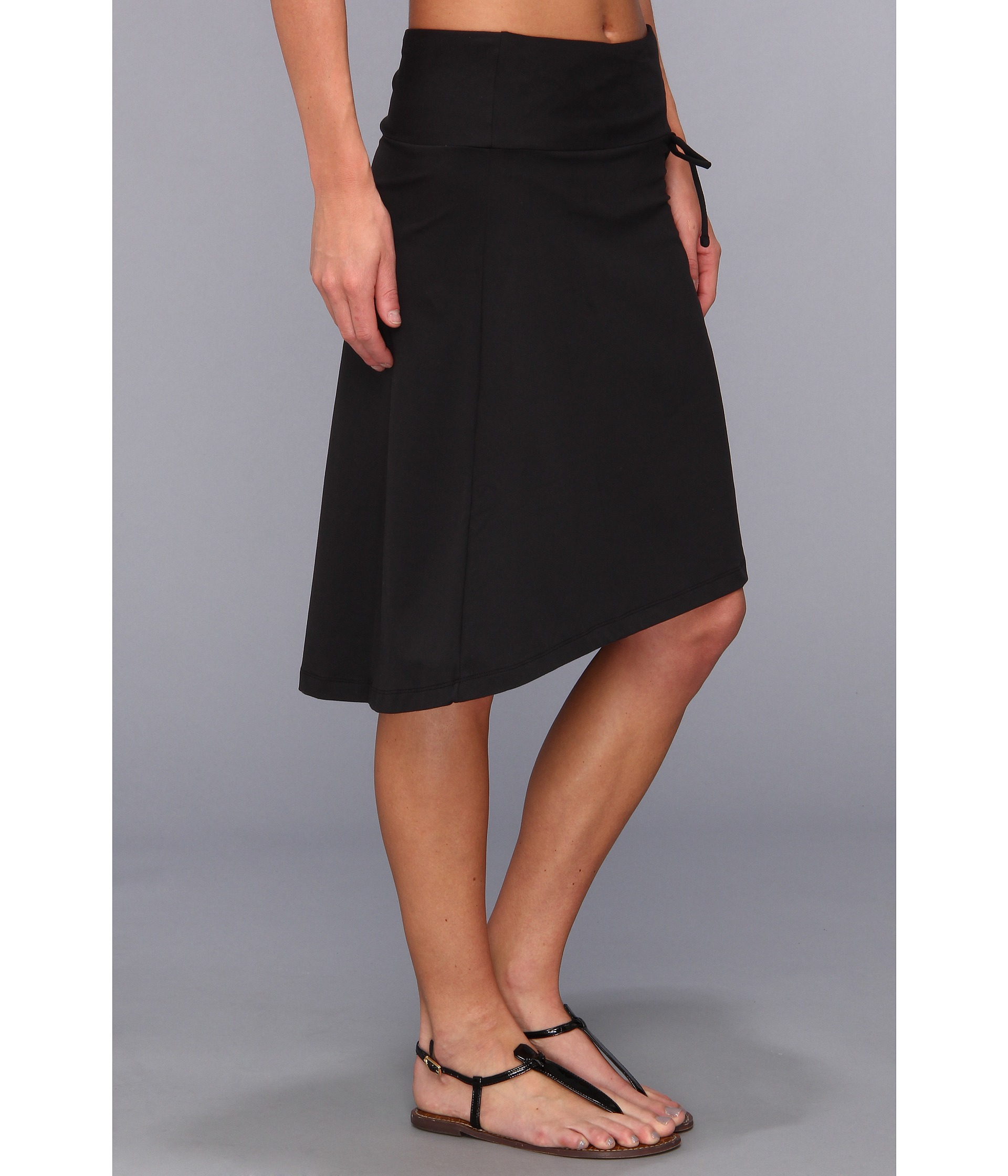 The North Face Cypress Skirt in Black 