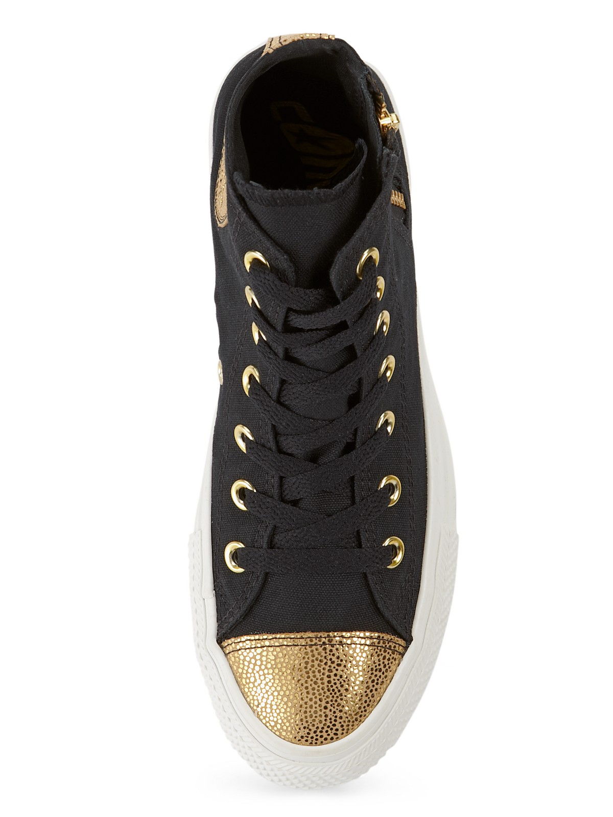 converse toe cap