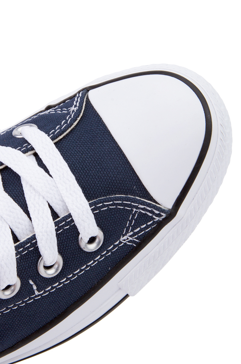 navy blue shoreline converse