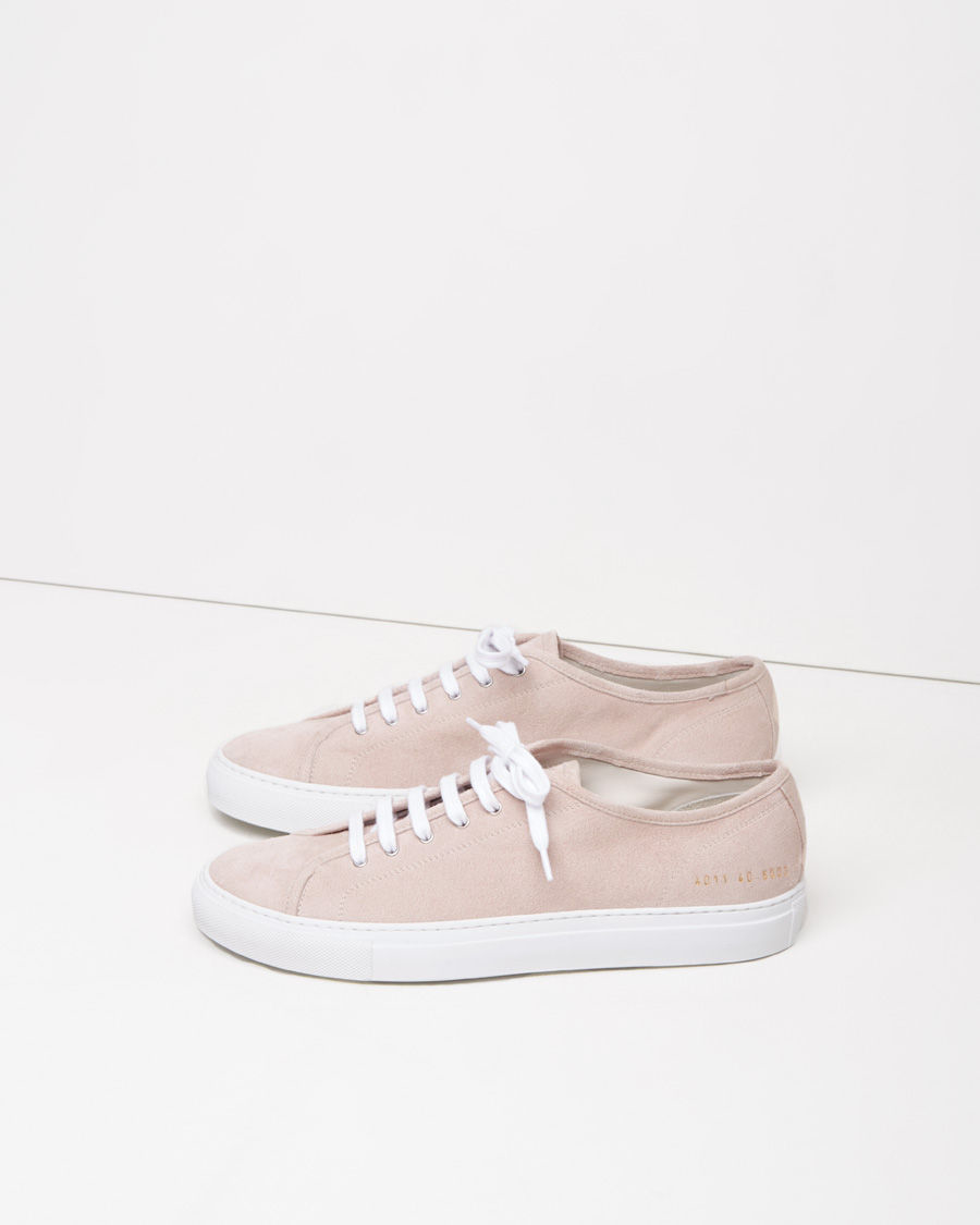 common projects pink suede
