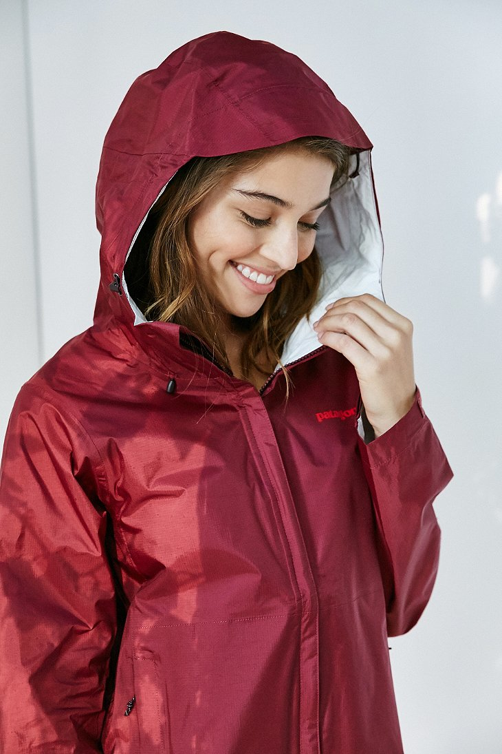 patagonia maroon jacket