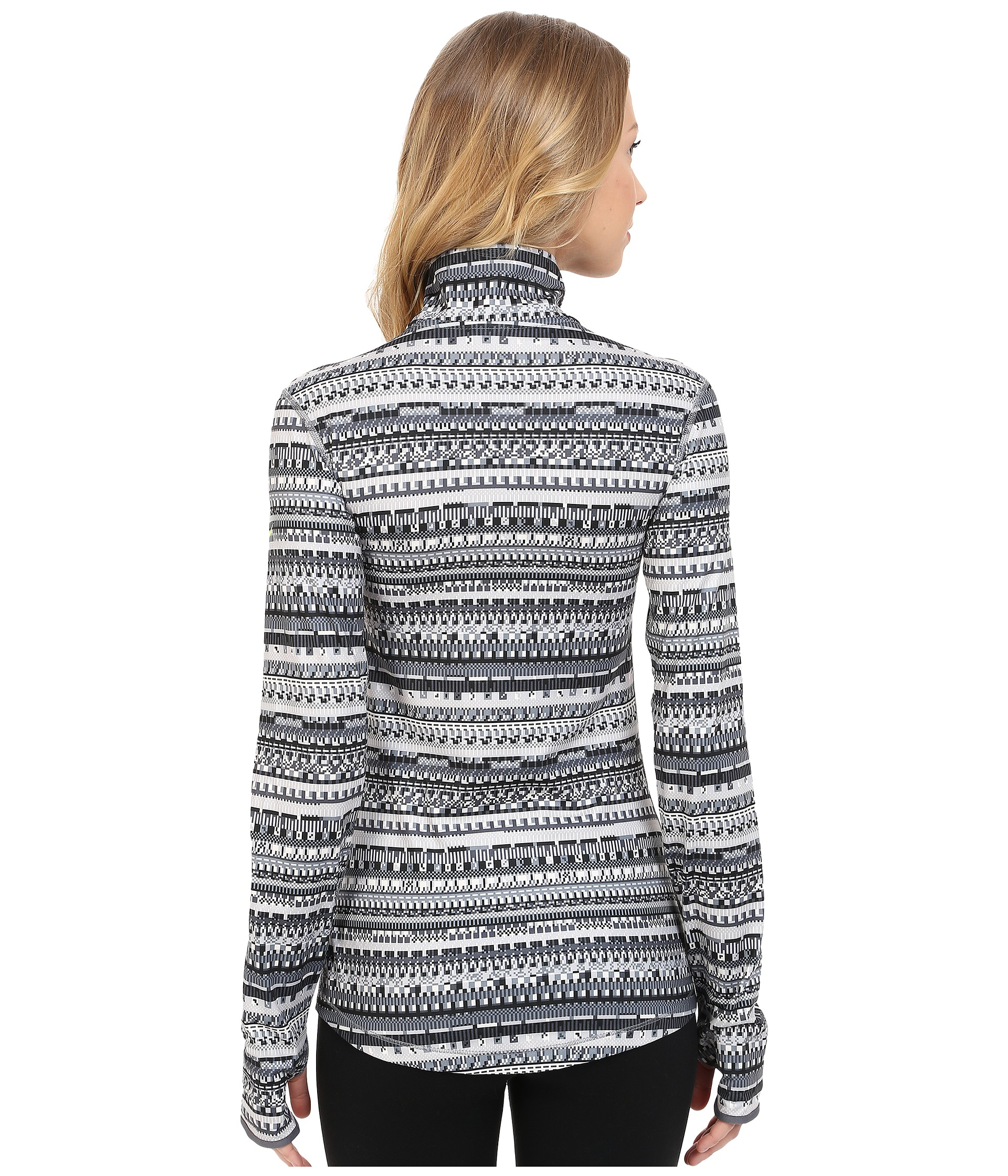 Nike Pro Warm 8 Bit Half-Zip Nike Pro Warm 8 Bit Half-Zip