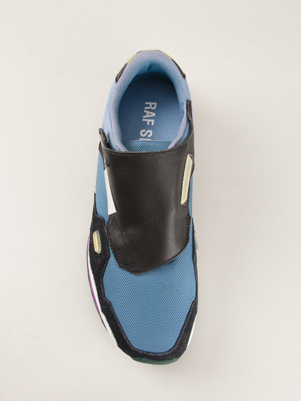 formula 1 trainers
