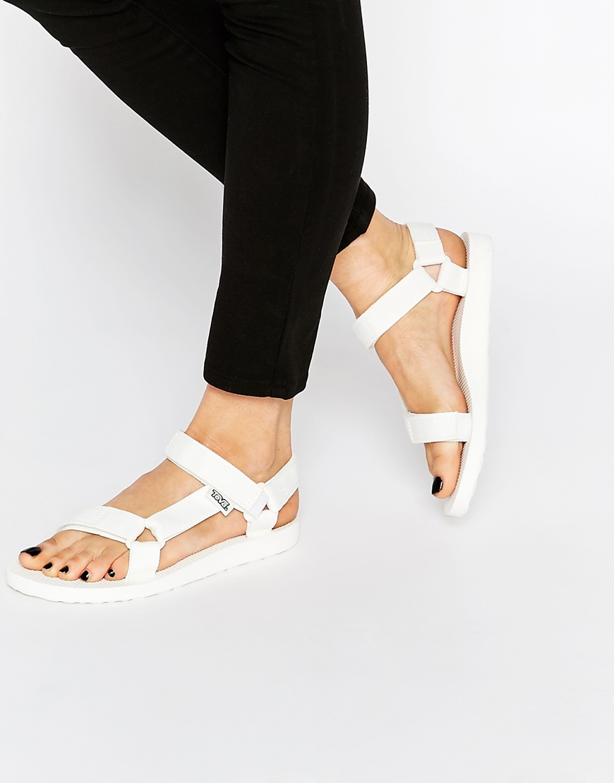 teva universal white