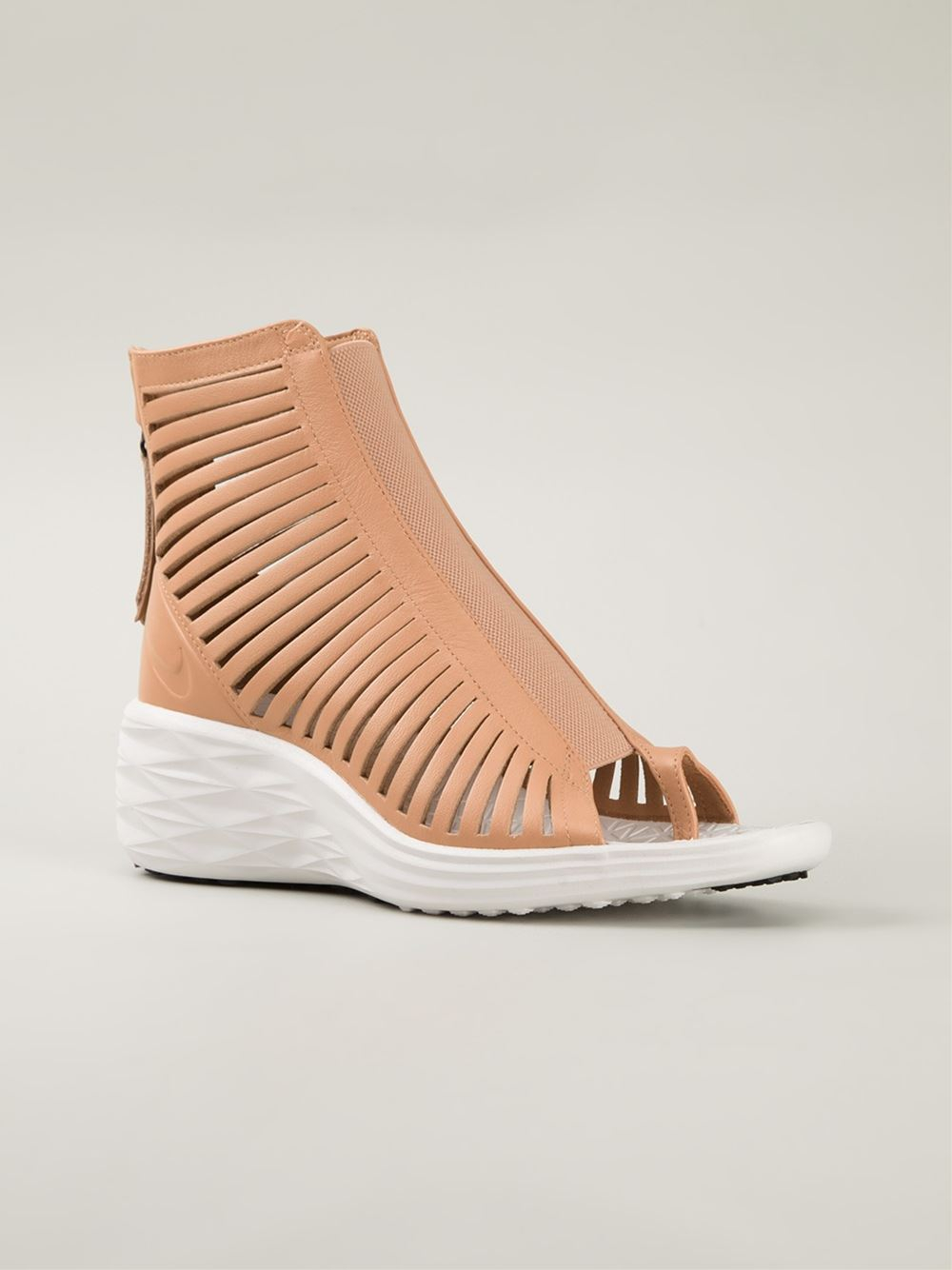 Nike Lunarsandiator Leather Wedge Sandals in Natural - Lyst