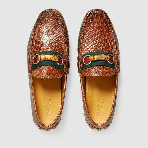 Gucci Crocodile Driver With Bamboo in Brown for Men | Lyst