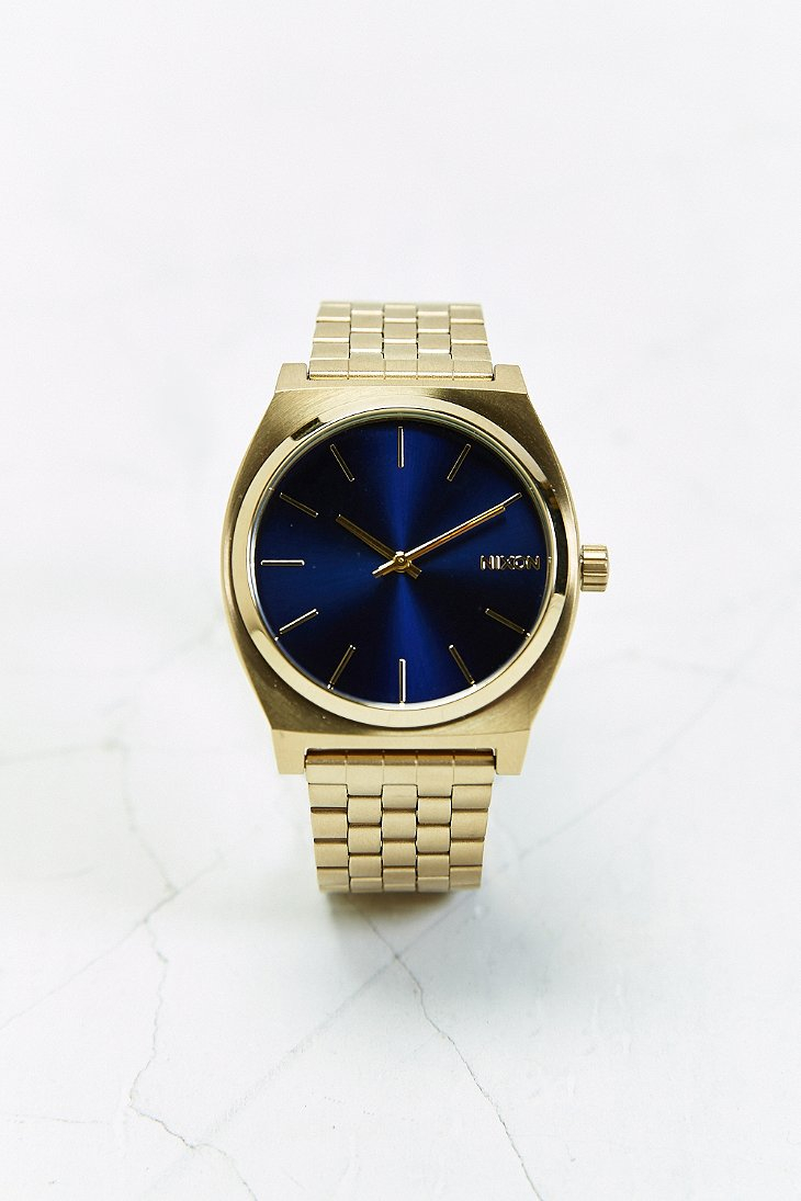 blue face nixon watch