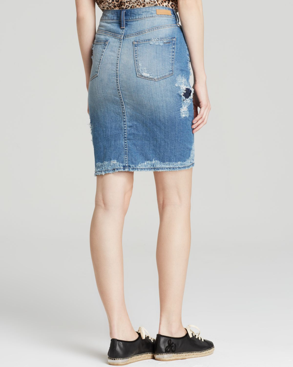 clove denim skirts