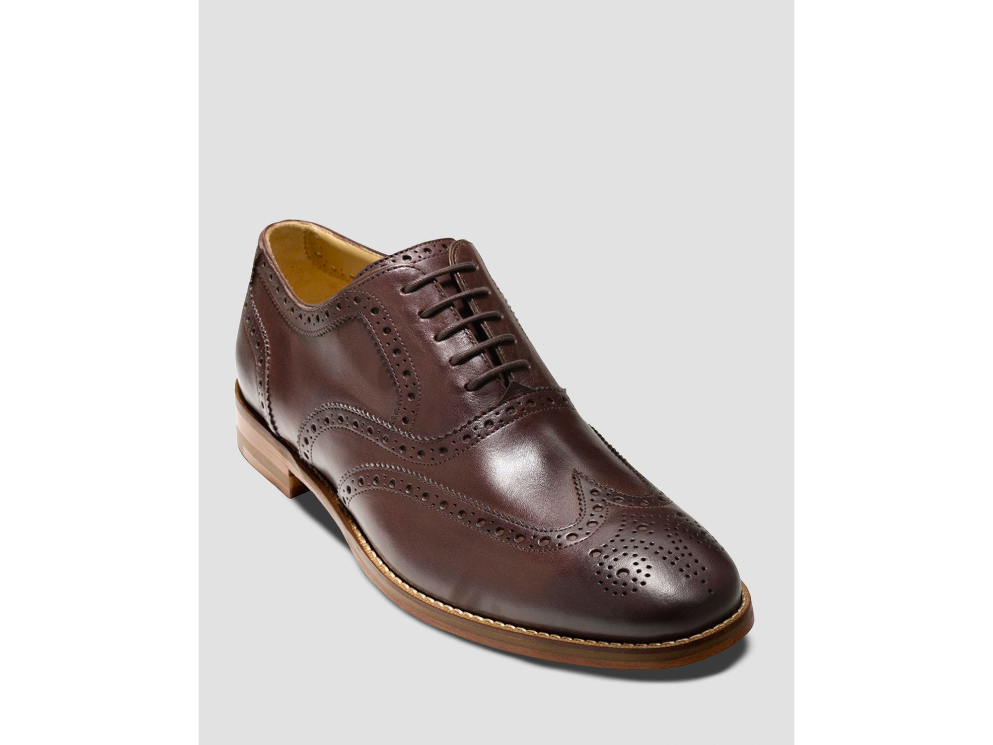 Cole Haan Cambridge Wingtip Oxfords in Dark Brown (Brown