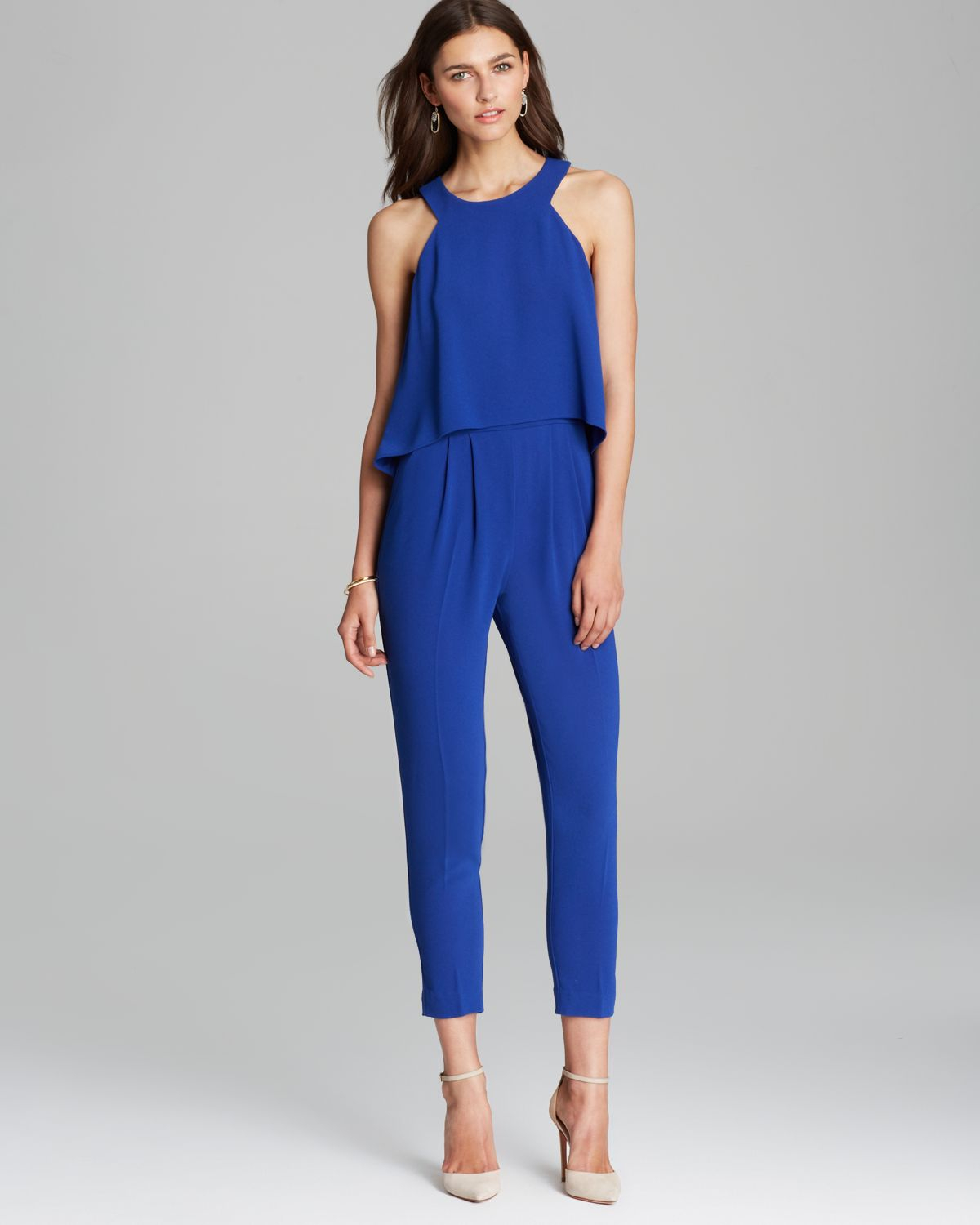 NEED MORE OUTFIT INSPO? Achieve effortless style with a one-piece jumpsuit. A casual day out calls for a flowy romper with original prints. For a special occasion or a night out, choose a long jumpsuit in delicate lace or satin.