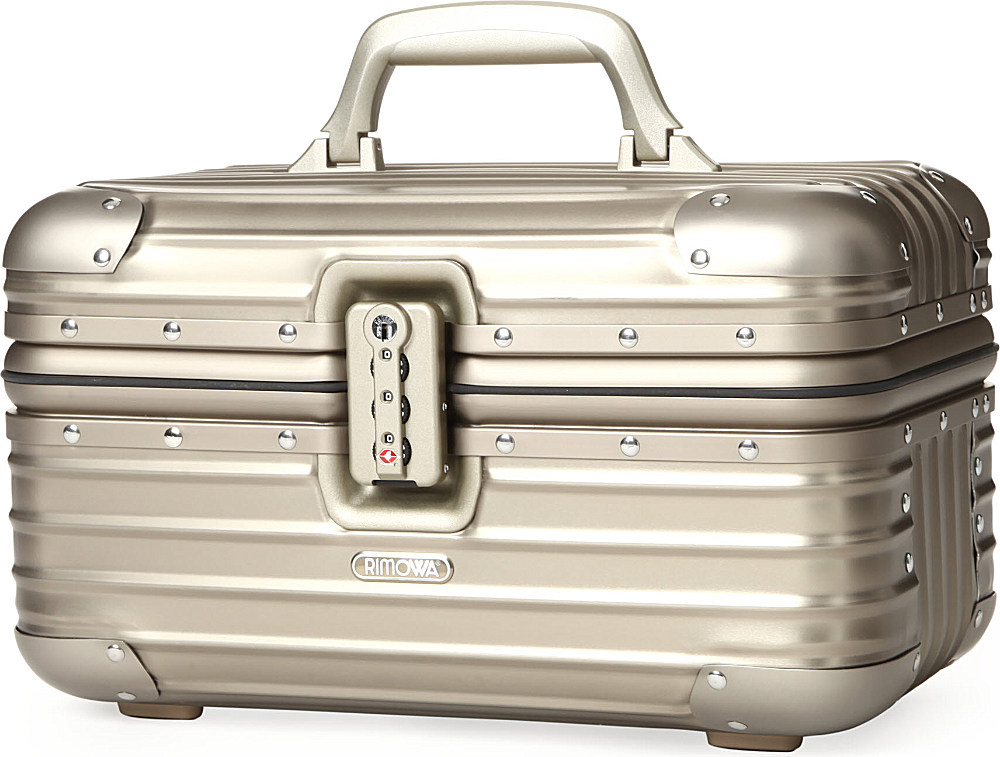 rimowa vanity case