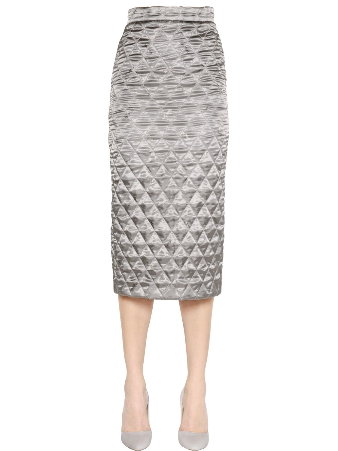 white pencil skirt quilt