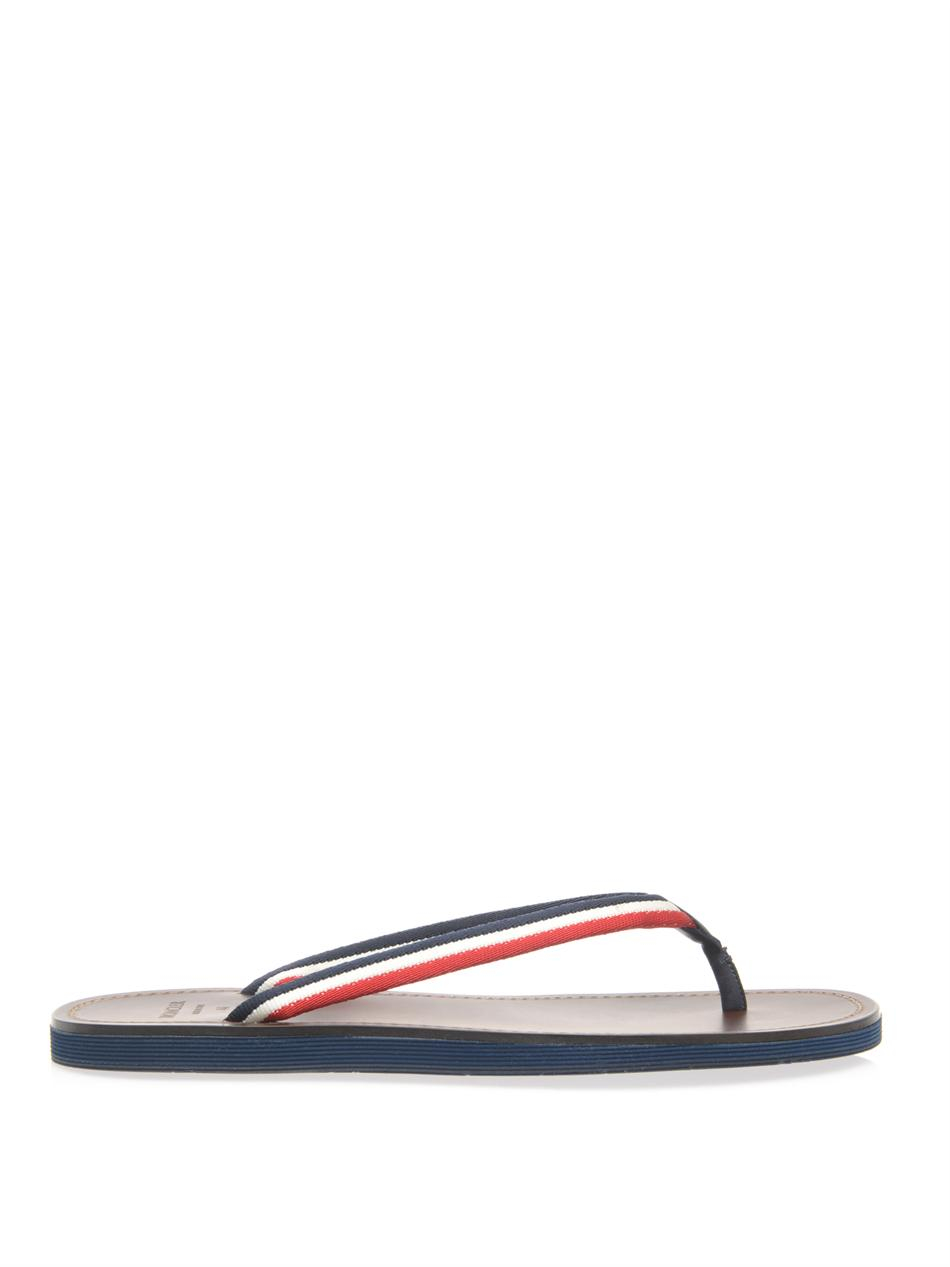 moncler flip flops mens