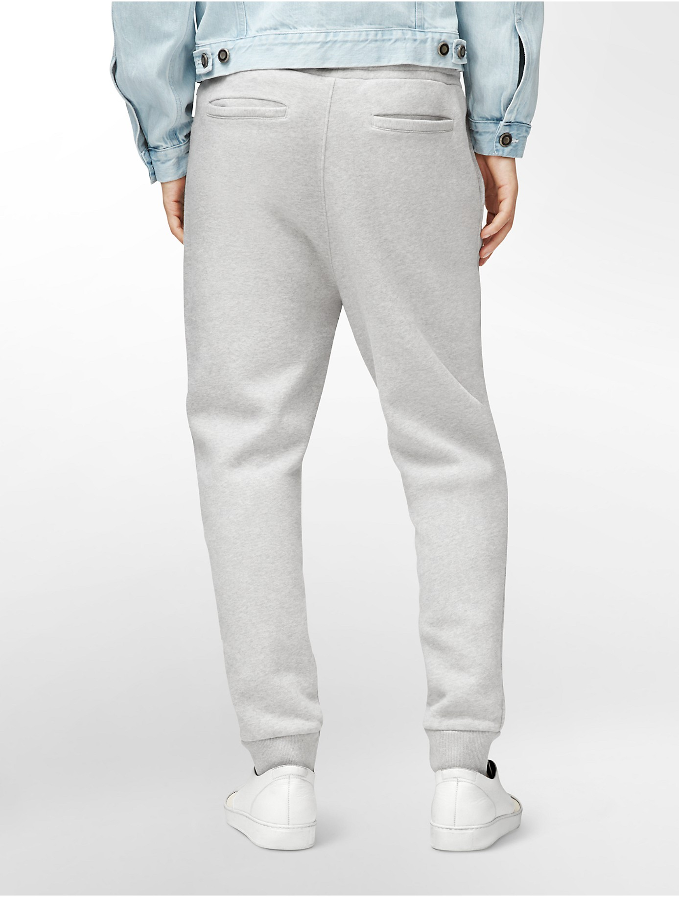 Calvin Klein Jeans Logo Jogger Sweatpants in Gray for Men - Lyst