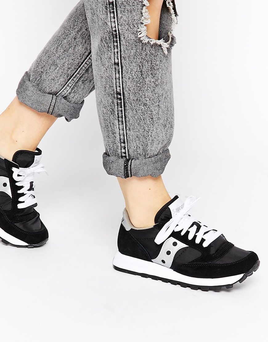 saucony triple black