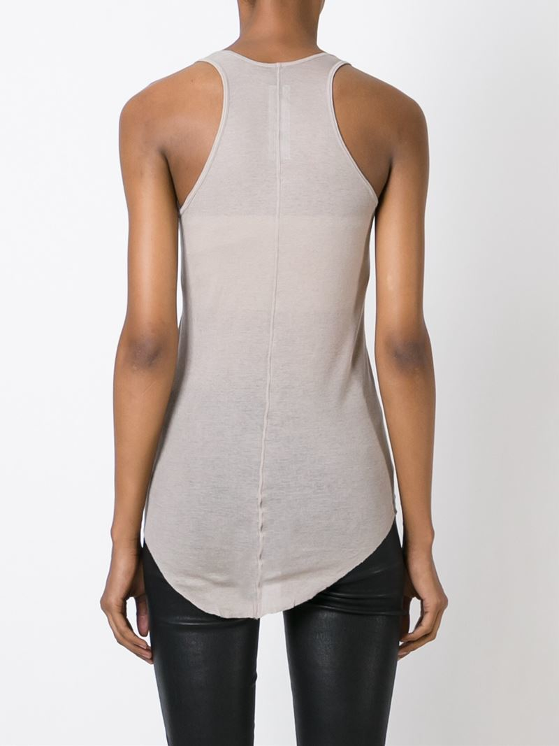 Curved hem tank top