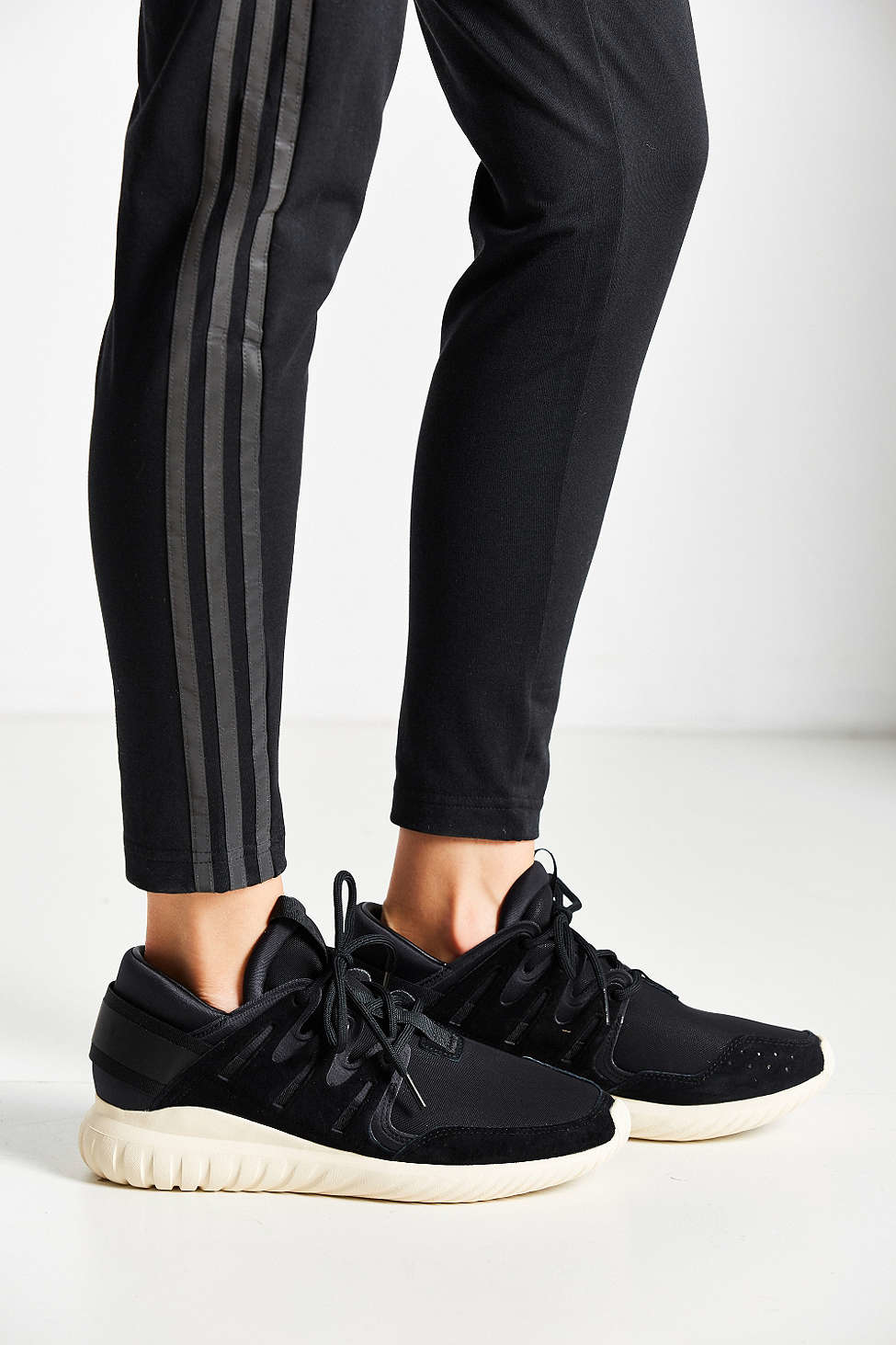 tubular nova women