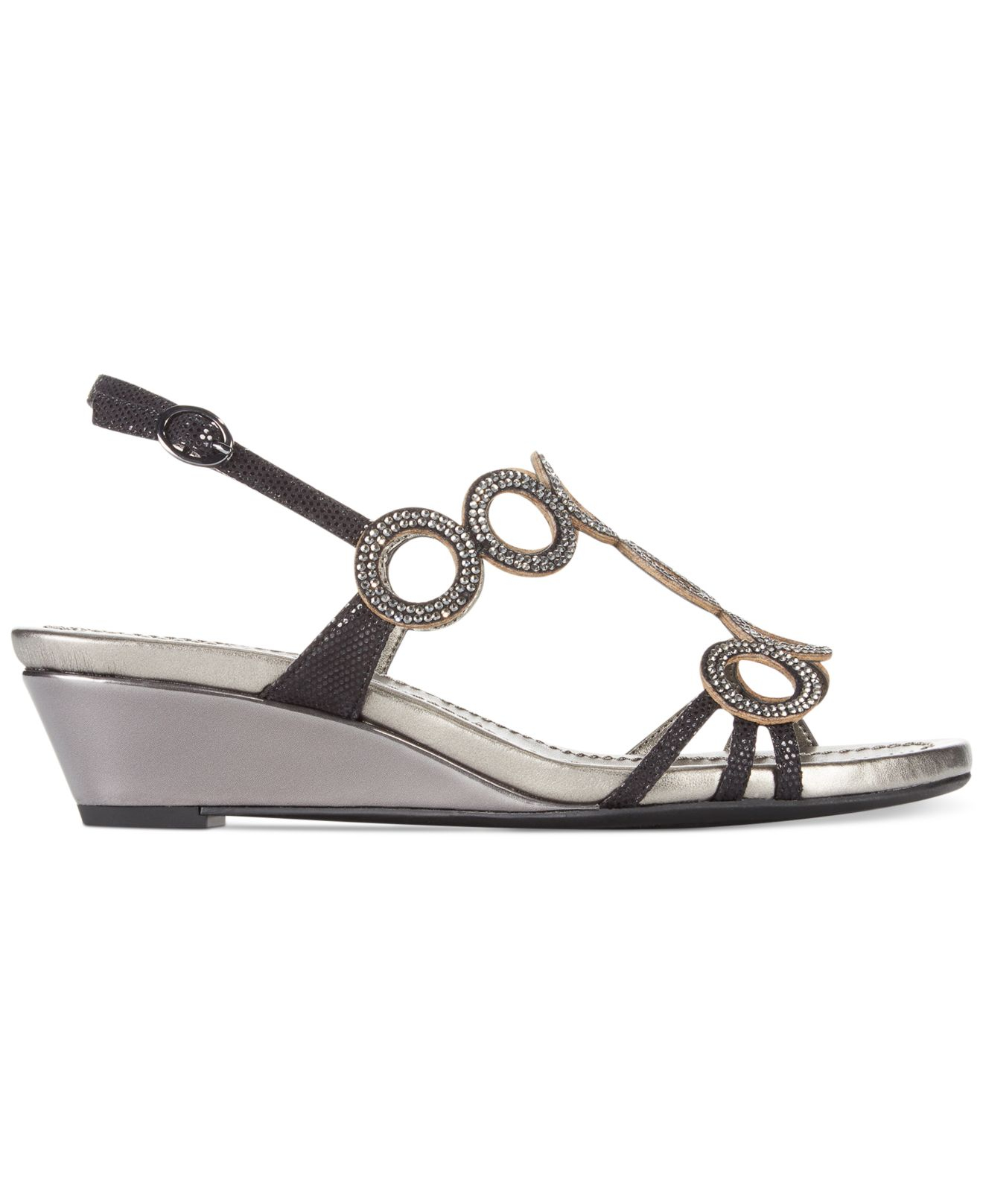 bandolino black wedge sandals