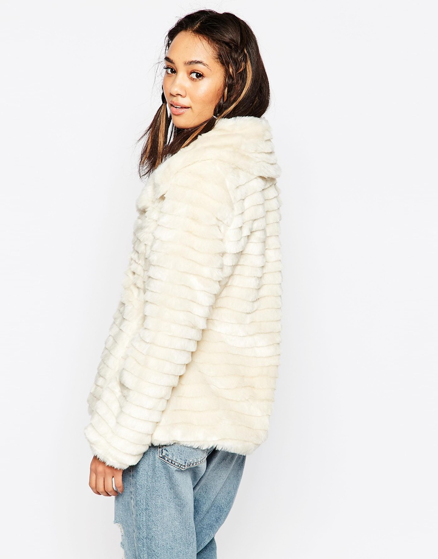 Short faux fur jacket cream Faux Fur Jacket Cream; Click To Zoom. Women. Faux Fur Jacket Cream Forever R Discovery Miles 9 Mobicred is a simple and convenient credit facility that allows you to shop safely and repay the amount over the monthly installments. Short Faux Fur Jacket Nude SISSY BOY. R2 Tahoe Shimmer Puffer Jacket Cream ONLY. R Biker.