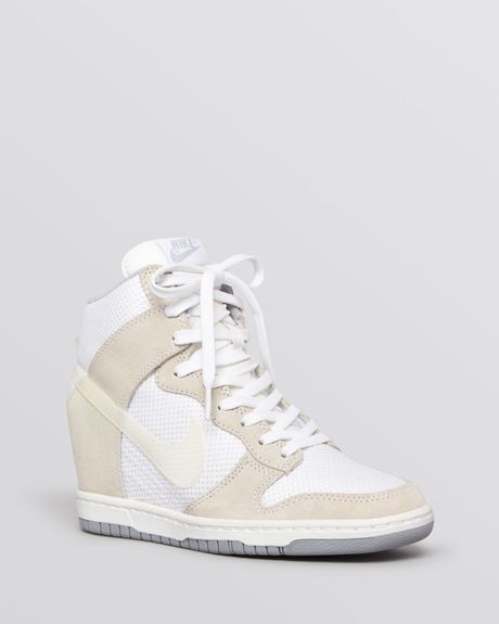 Nike Lace Up High Top Sneakers Dunk Sky Hi Essential in White | Lyst