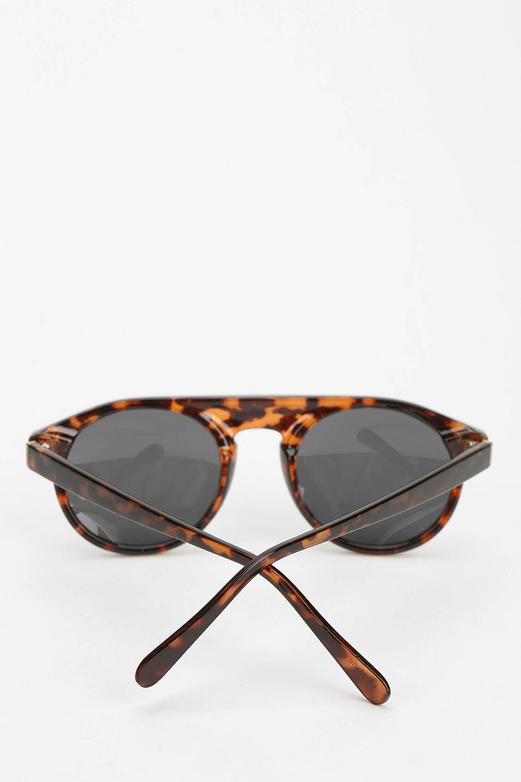 Urban outfitters Paparazzi Round Sunglasses in Brown Lyst
