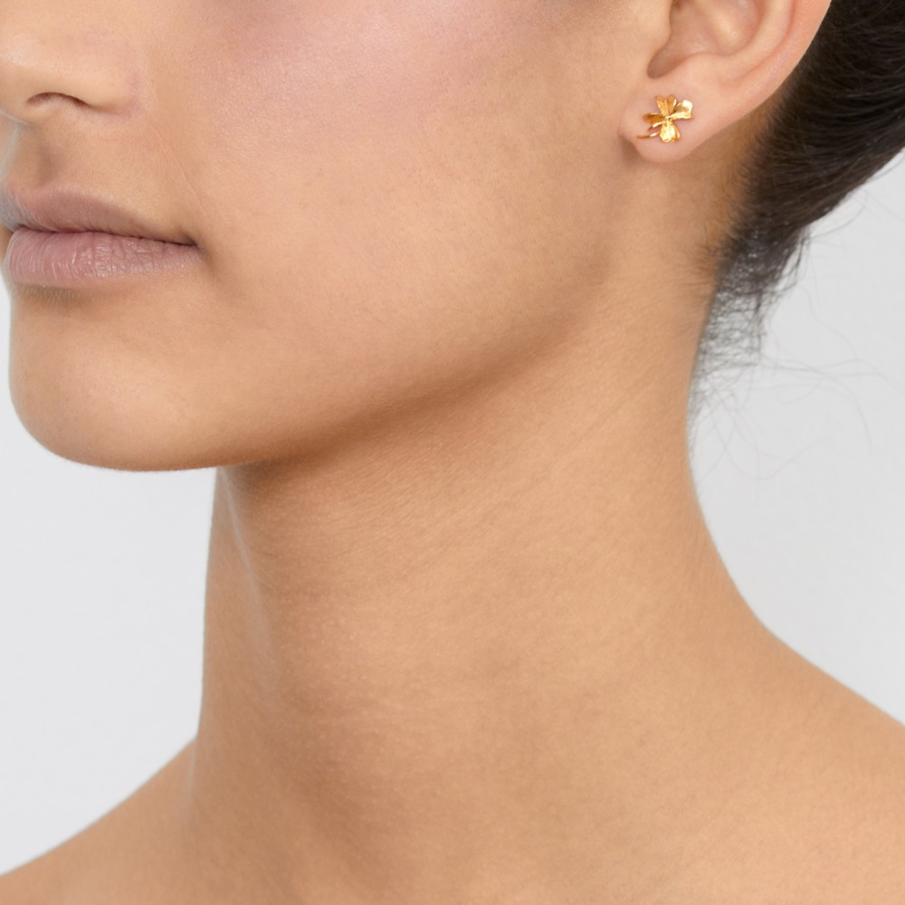 Lyst Alex Monroe Lucky Clover Earrings In Metallic Gallery