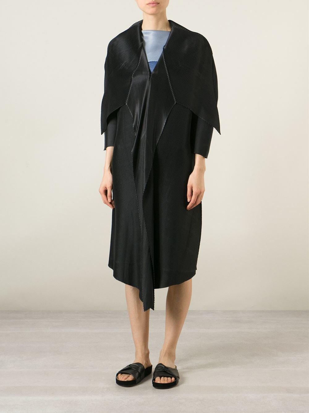 Issey miyake Draped Front Pleated Coat in Black | Lyst