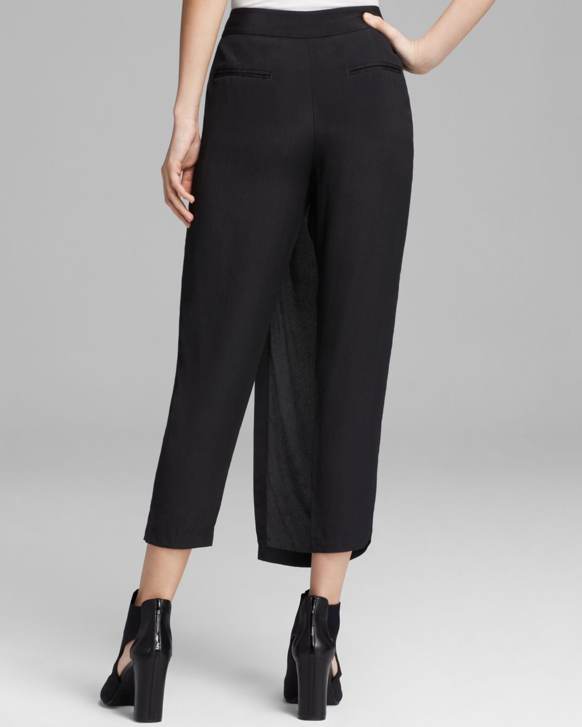 blush compact Centralize pants with a skirt overlay Compare violinist Giving