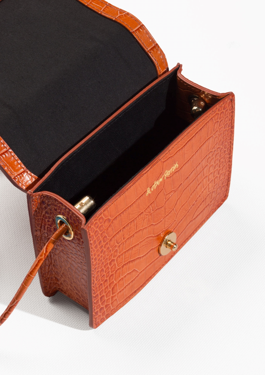 structured leather bag